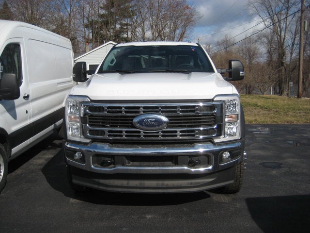 2026 Ford Super Duty F-550 DRW XL