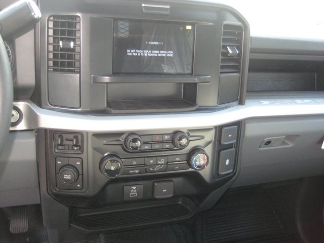 2026 Ford Super Duty F-550 DRW XL