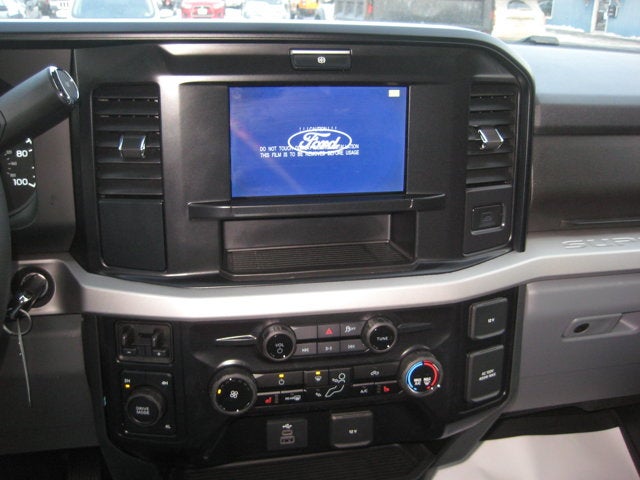 2026 Ford Super Duty F-550 DRW XLT