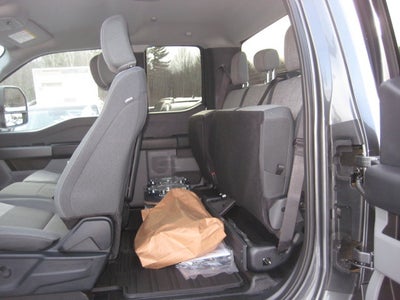 2026 Ford Super Duty F-550 DRW XLT