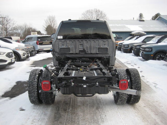 2026 Ford Super Duty F-550 DRW XLT