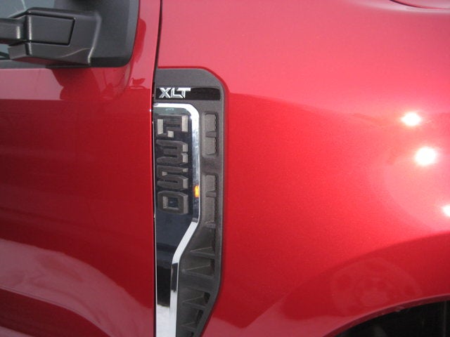 2026 Ford Super Duty F-350 DRW XLT