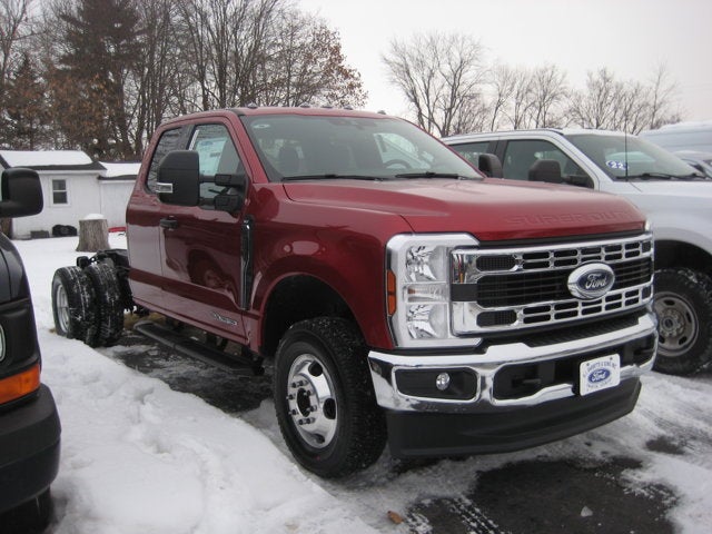 2026 Ford Super Duty F-350 DRW XLT