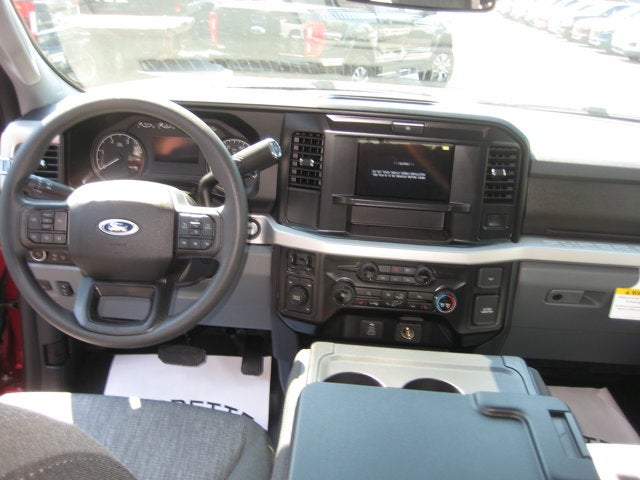 2026 Ford Super Duty F-350 DRW XLT