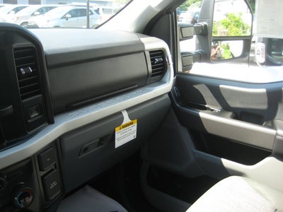 2026 Ford Super Duty F-350 DRW XLT