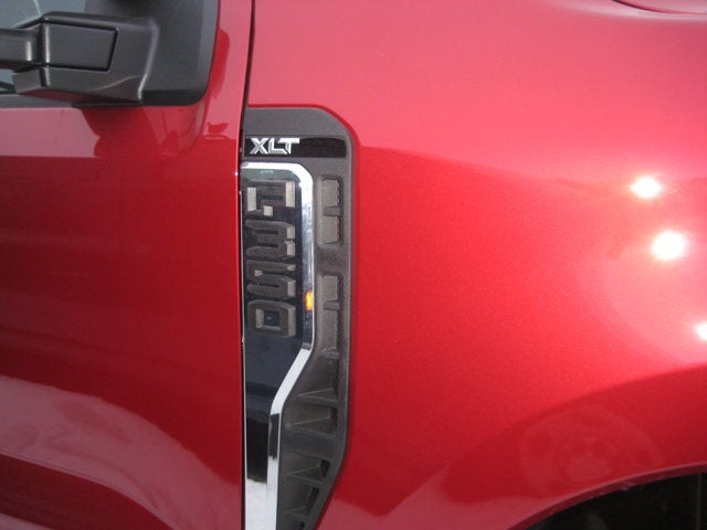 2026 Ford Super Duty F-350 DRW XLT