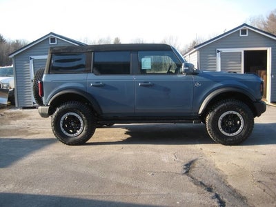 2024 Ford Bronco Outer Banks