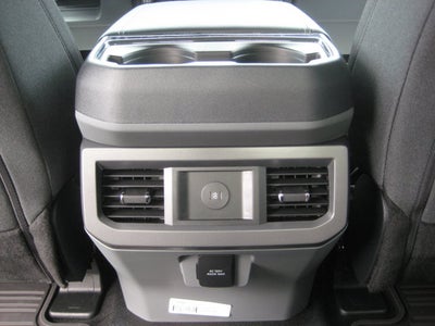 2026 Ford Super Duty F-350 SRW XLT