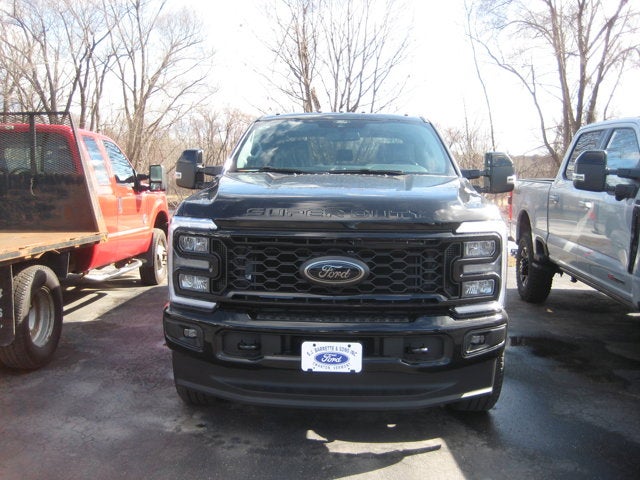 2026 Ford Super Duty F-350 SRW LARIAT