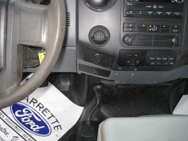 2011 Ford Super Duty F-550 DRW XL