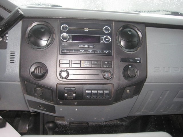 2011 Ford Super Duty F-550 DRW XL