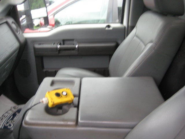 2011 Ford Super Duty F-550 DRW XL