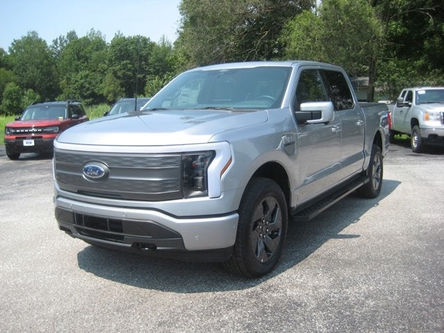 2022 Ford F-150 Lightning LARIAT