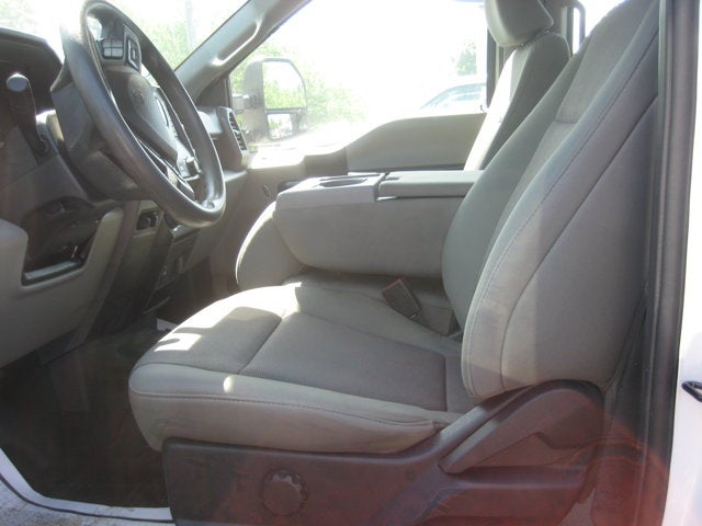2022 Ford Super Duty F-350 SRW XL