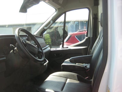 2022 Ford Transit Cargo Van Base
