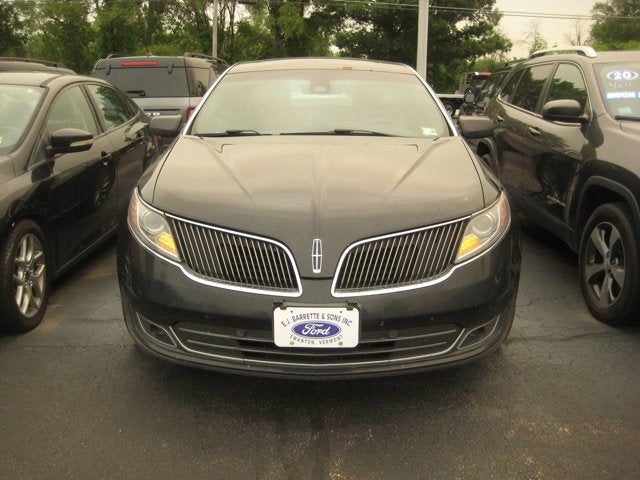 2015 Lincoln MKS Base