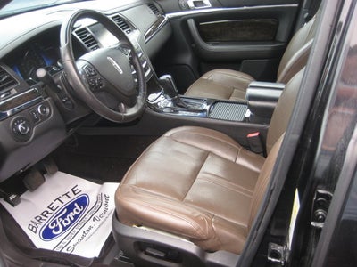 2015 Lincoln MKS Base
