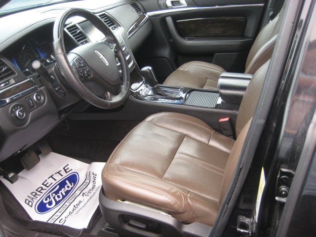2015 Lincoln MKS Base