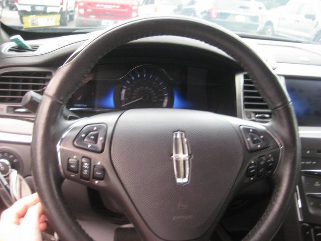 2015 Lincoln MKS Base