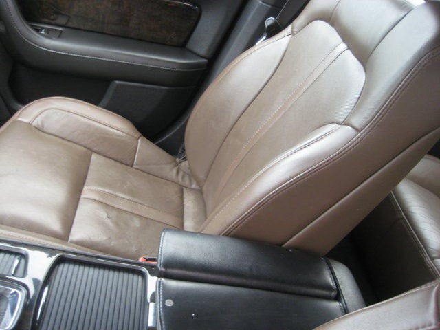 2015 Lincoln MKS Base