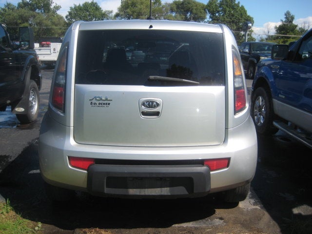 2010 Kia Soul +